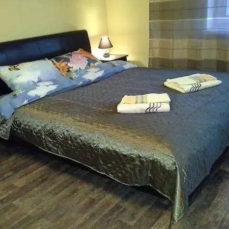 City Center Raua Apartamento *